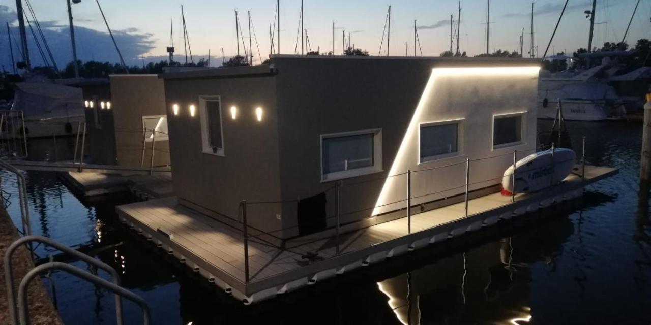 Marina Degli Estensi Floating Resort Llido Degli Estensi Exteriér fotografie