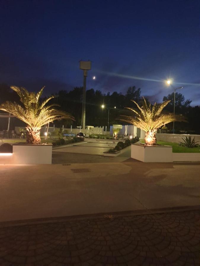 Marina Degli Estensi Floating Resort Llido Degli Estensi Exteriér fotografie