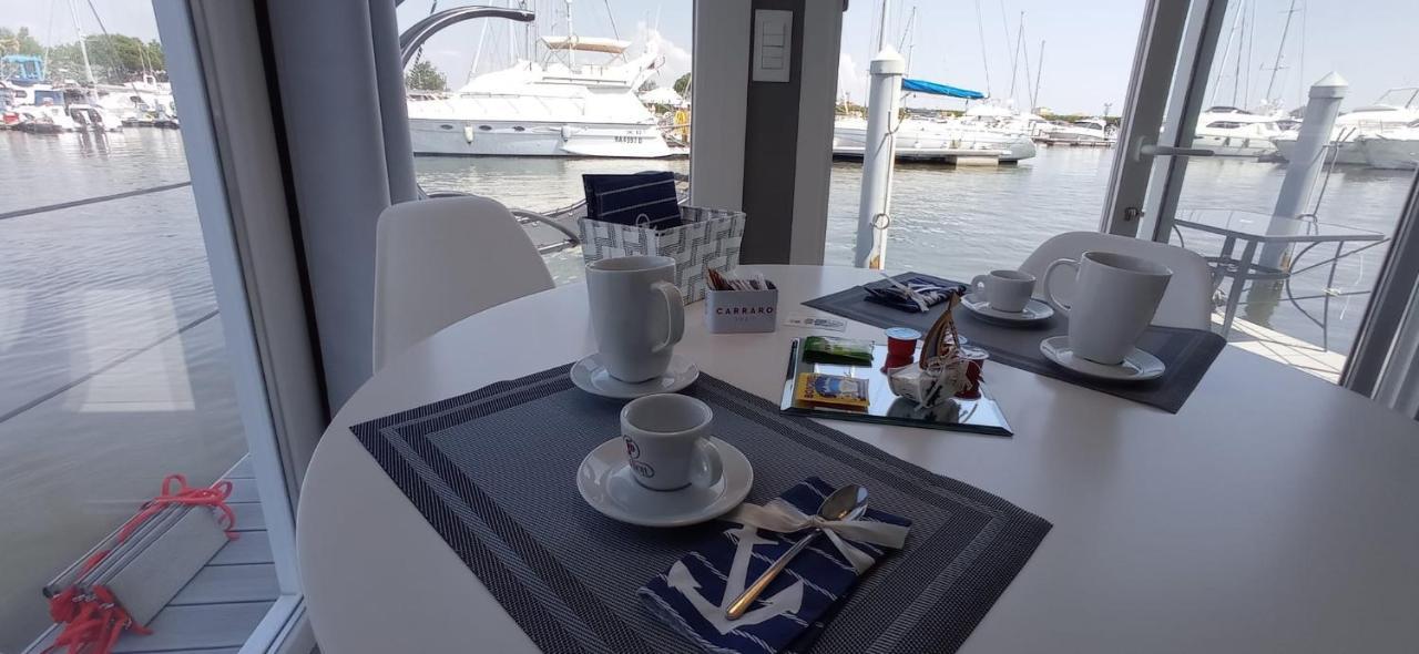 Marina Degli Estensi Floating Resort Llido Degli Estensi Exteriér fotografie