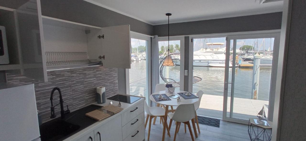 Marina Degli Estensi Floating Resort Llido Degli Estensi Exteriér fotografie