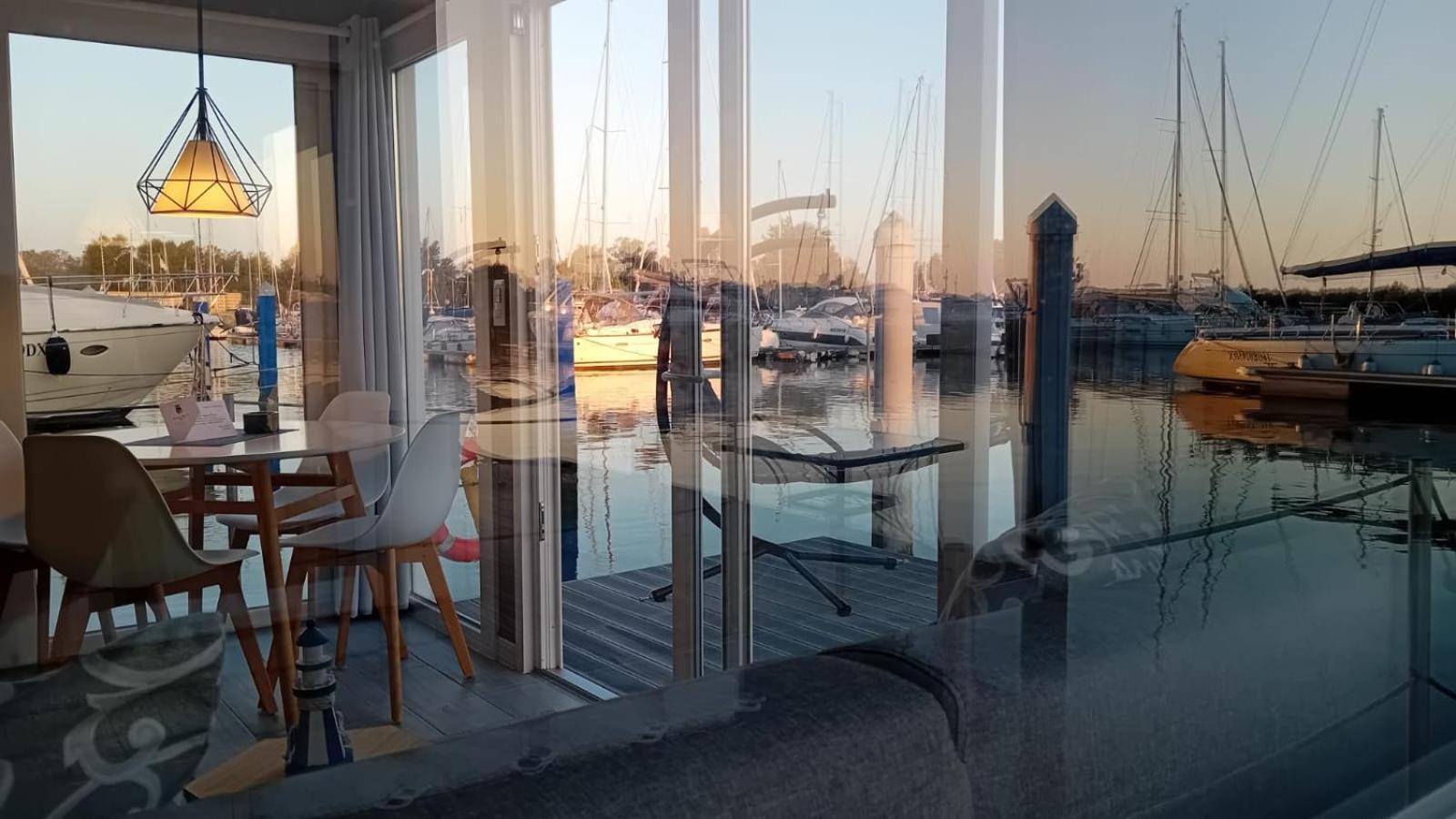 Marina Degli Estensi Floating Resort Llido Degli Estensi Exteriér fotografie